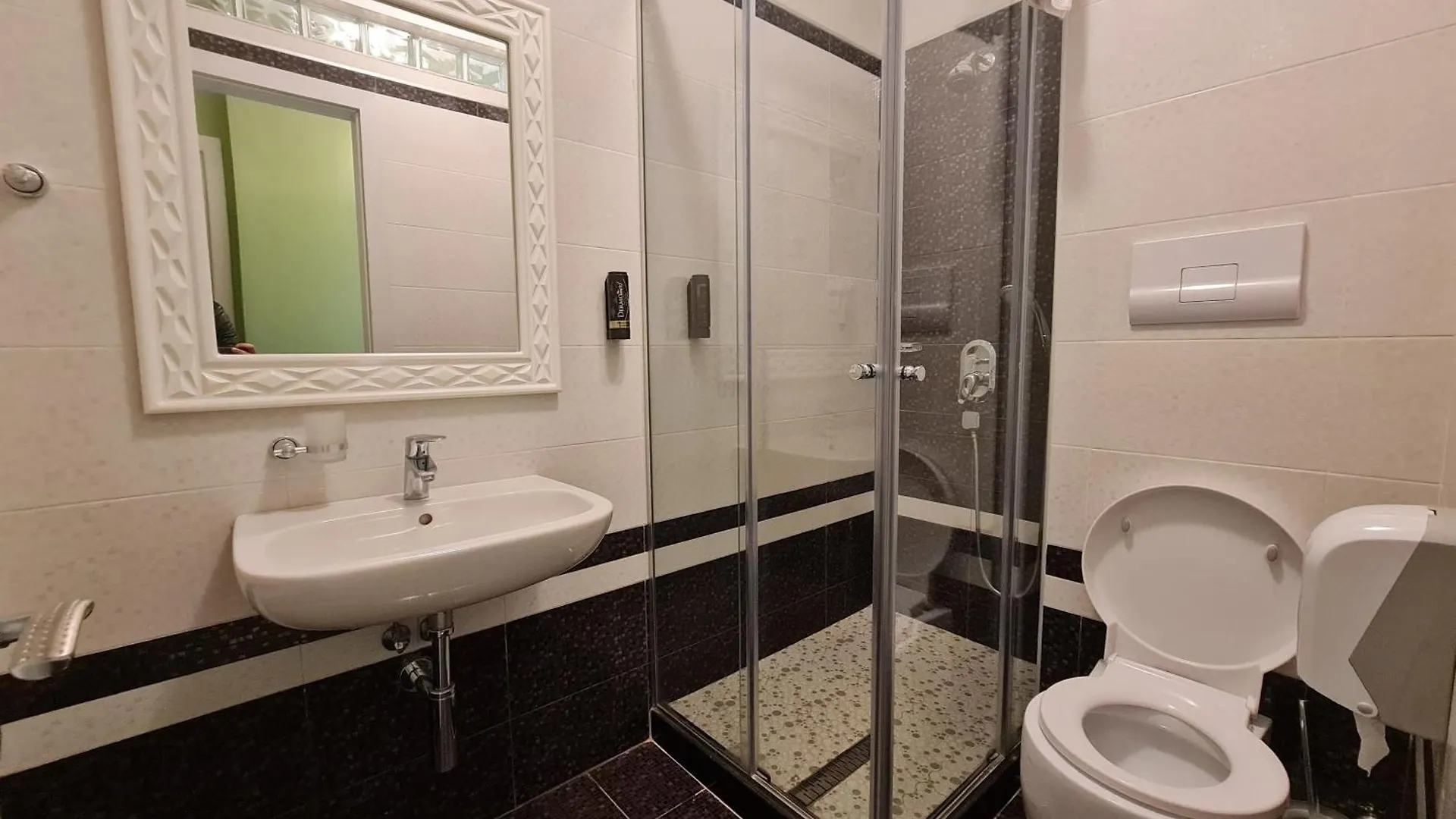 Diamond Holiday Apartments Vlore