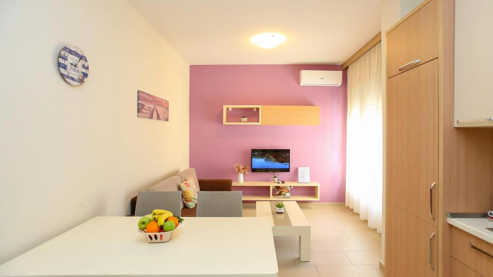Diamond Holiday Apartments Влёра 0*,  Албания