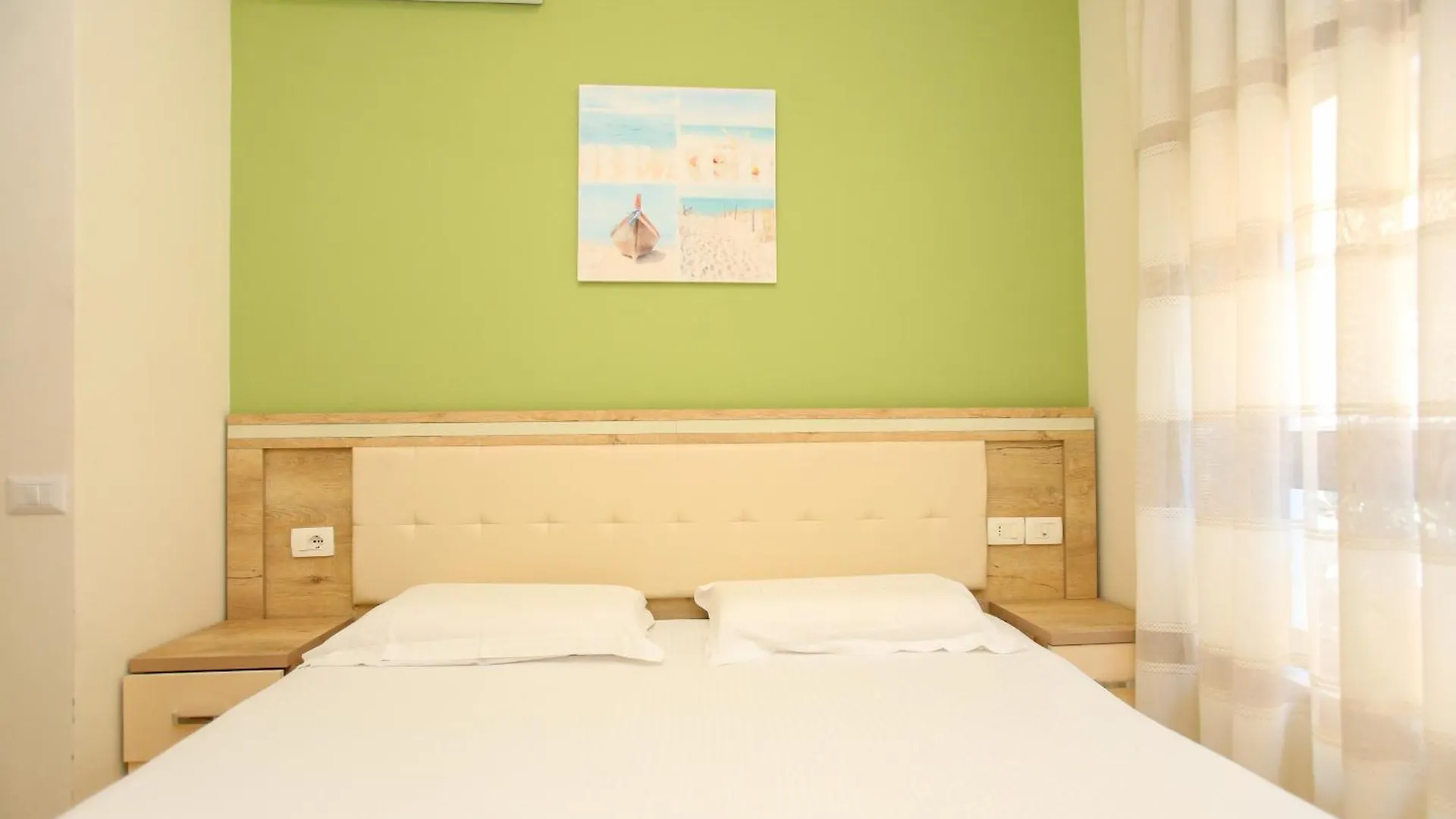 Diamond Holiday Apartments Vlore