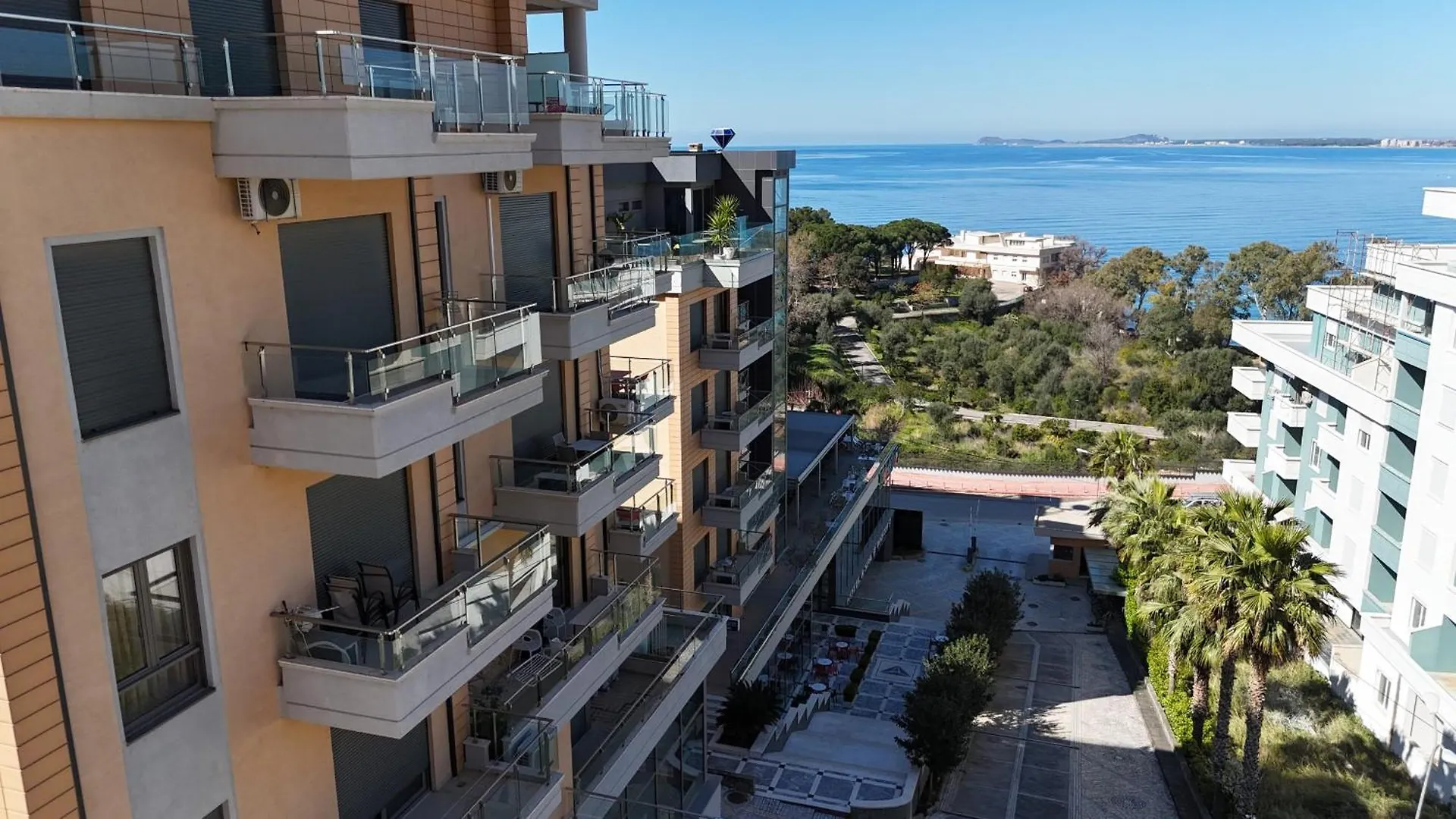 Diamond Holiday Apartments Влёра 0*,